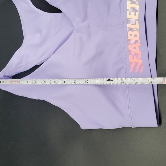 NEW Fabletics On-The-Go Midi Medium Impact Padded Sports Bra Size 1X - Picture 5 of 10